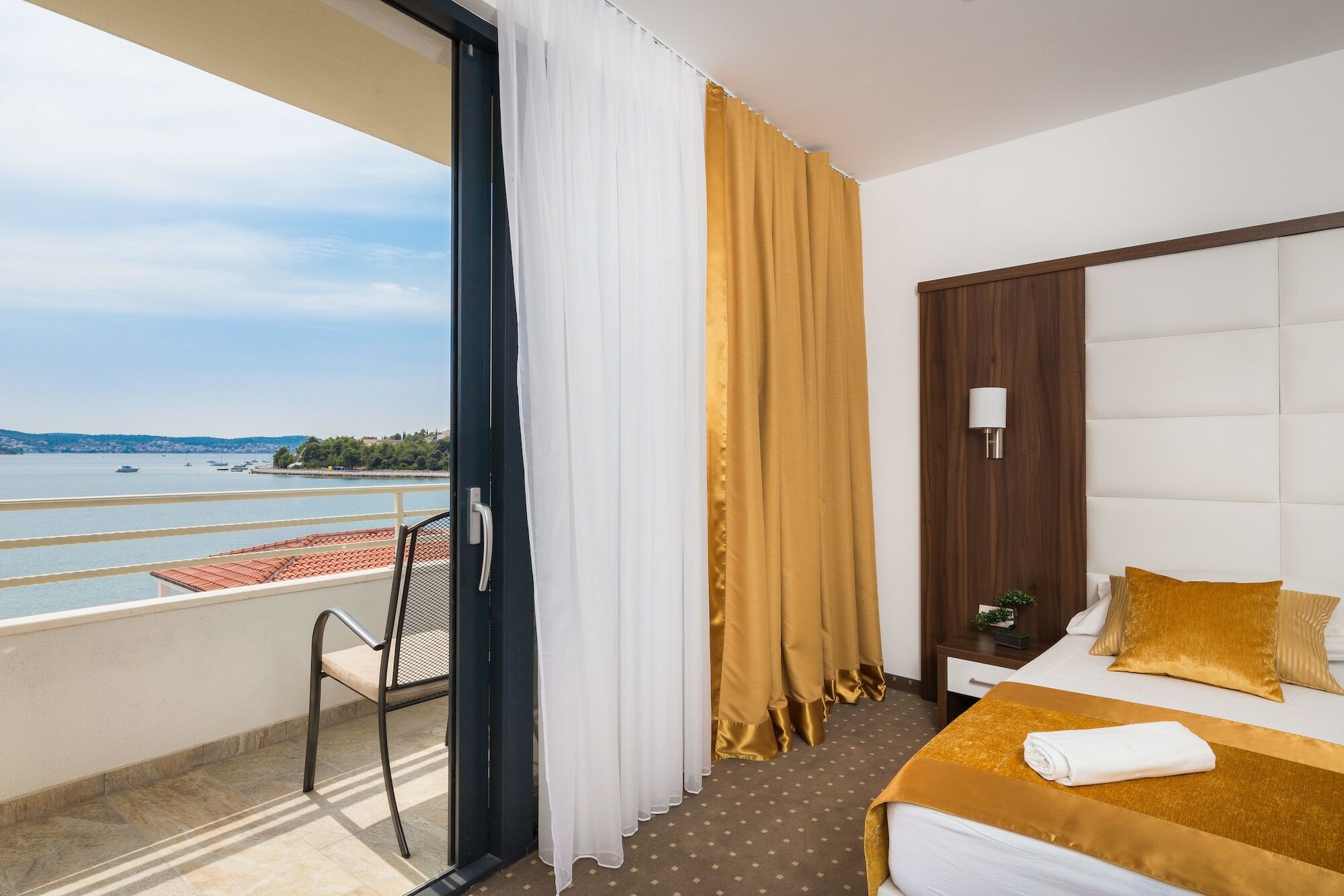 Hotel Perla Rogoznica  Extérieur photo
