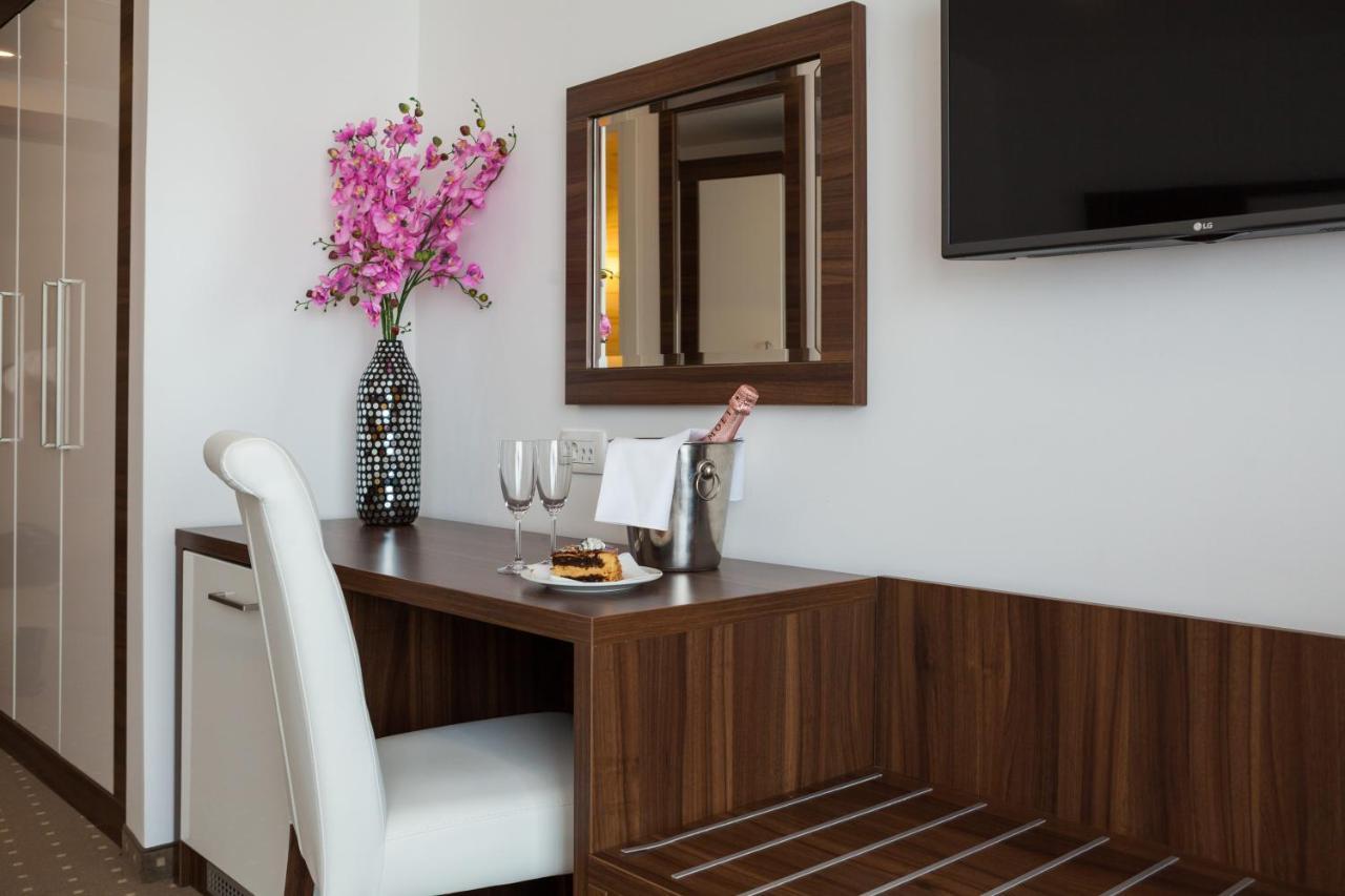 Hotel Perla Rogoznica  Extérieur photo